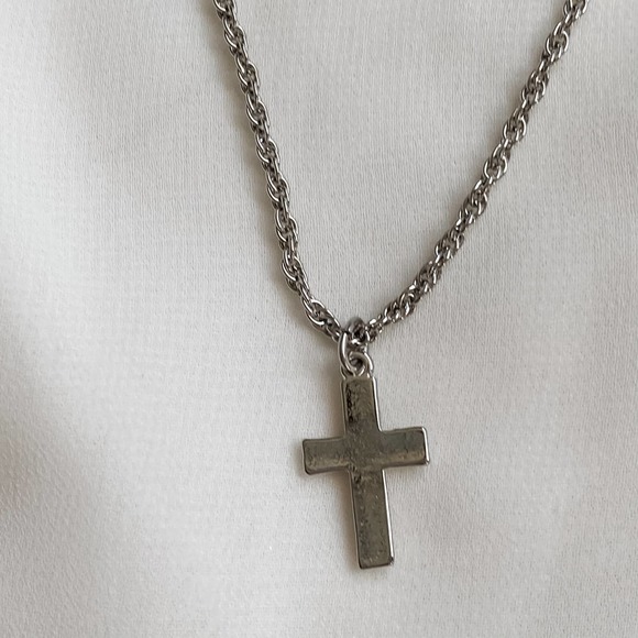 VTG Silver Cross Pendant Tie Chain - Picture 3 of 6